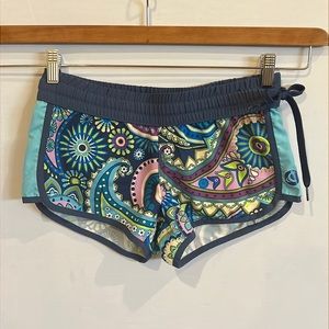 Wave Life - Side Tie Ladies Short -